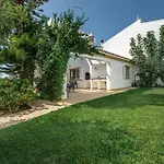 Almanda - Spacious Perfectly Located Between Marina And The Old Town Albufeira