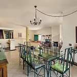 Almanda - Spacious Perfectly Located Between Marina And The Old Town Albufeira