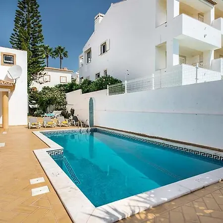 Almanda - Spacious Perfectly Located Between Marina And The Old Town