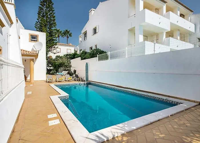 Almanda - Spacious Perfectly Located Between Marina And The Old Town