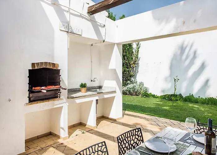 Almanda - Spacious Perfectly Located Between Marina And The Old Town Albufeira