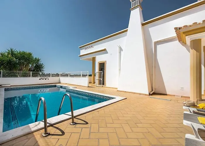 Semesterbostad Almanda - Spacious Perfectly Located Between Marina And The Old Town