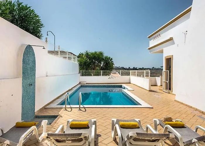 Almanda - Spacious Perfectly Located Between Marina And The Old Town Semesterbostad *