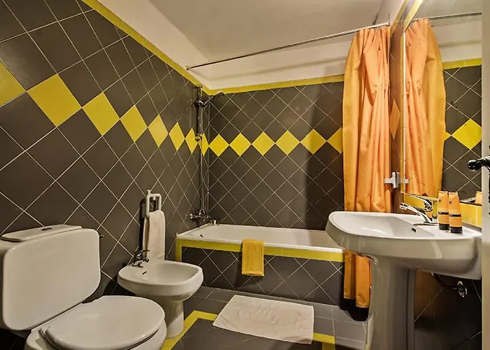 Almanda - Spacious Perfectly Located Between Marina And The Old Town * Albufeira