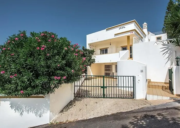 Almanda - Spacious Perfectly Located Between Marina And The Old Town Semesterbostad *