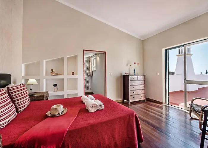 Almanda - Spacious Perfectly Located Between Marina And The Old Town *