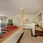 ヴィラ Almanda - Spacious Perfectly Located Between Marina And The Old Town アルブフェイラ