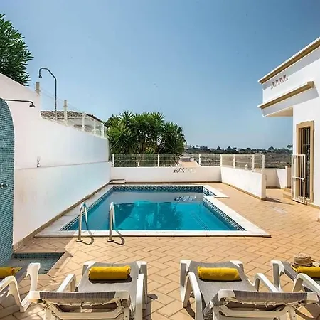 Almanda - Spacious Perfectly Located Between Marina And The Old Town ヴィラ *