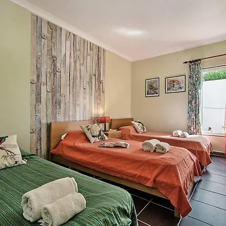 Almanda - Spacious Perfectly Located Between Marina And The Old Town *