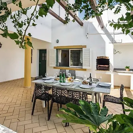 Almanda - Spacious Perfectly Located Between Marina And The Old Town Сasa de vacaciones *